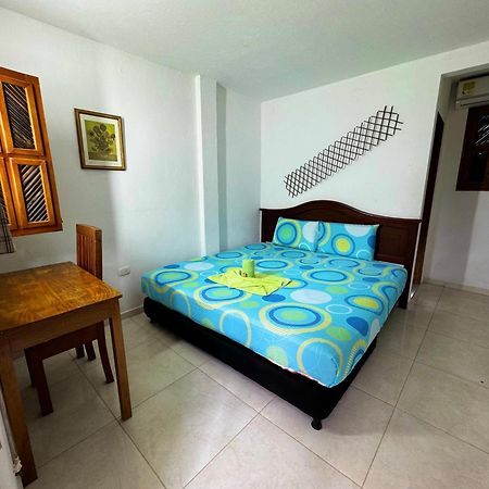 Hostal Nibuni Palomino Exterior photo