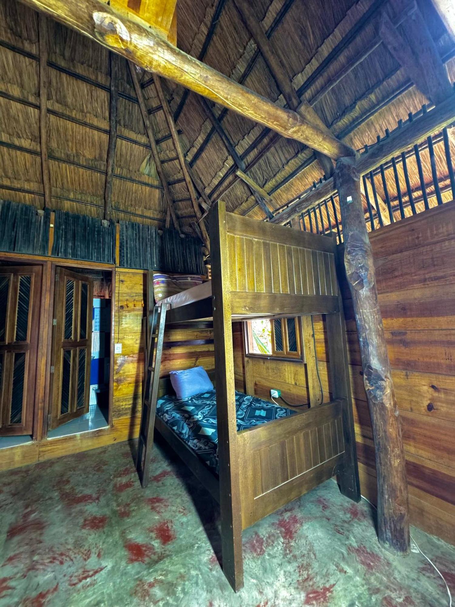 Hostal Nibuni Palomino Exterior photo